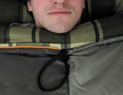otvorot_iz_flaneli_sverhu_spalnika